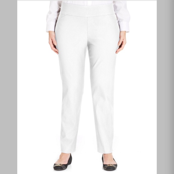 white slim leg pants